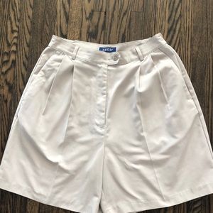 Izod golf shorts